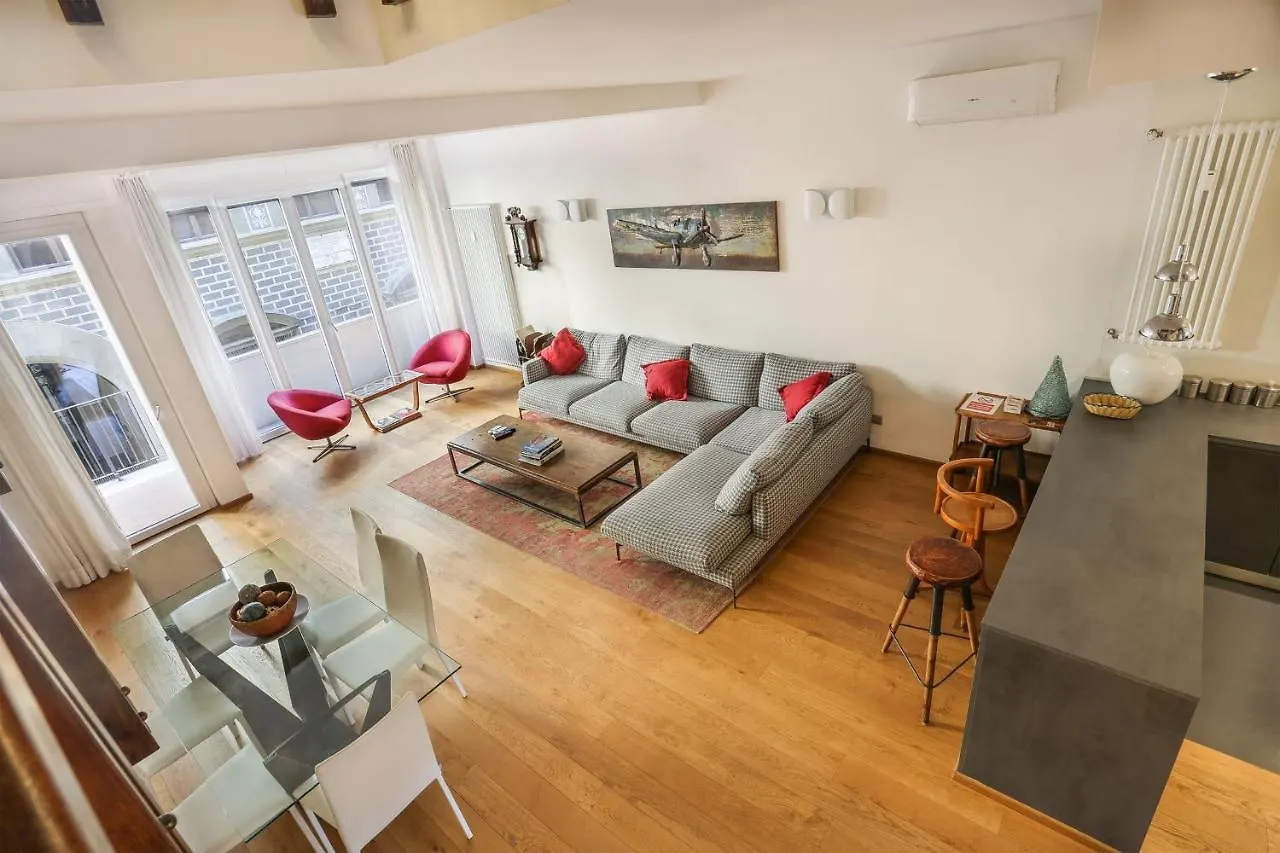 Luxury Pontevecchio Duplex 5 Stars Apartment Florence